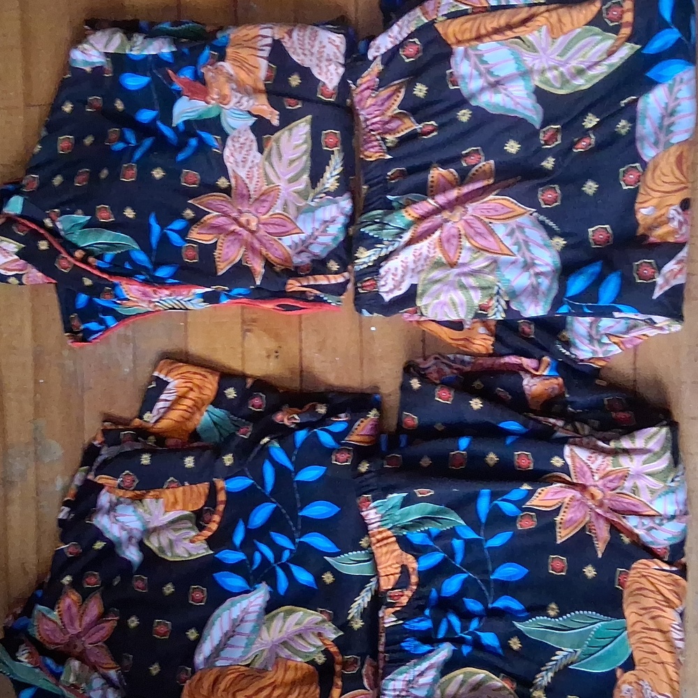 2 Sets! Room Service Size XXL Tiger Floral Pajama Sets - Picture 13 of 16